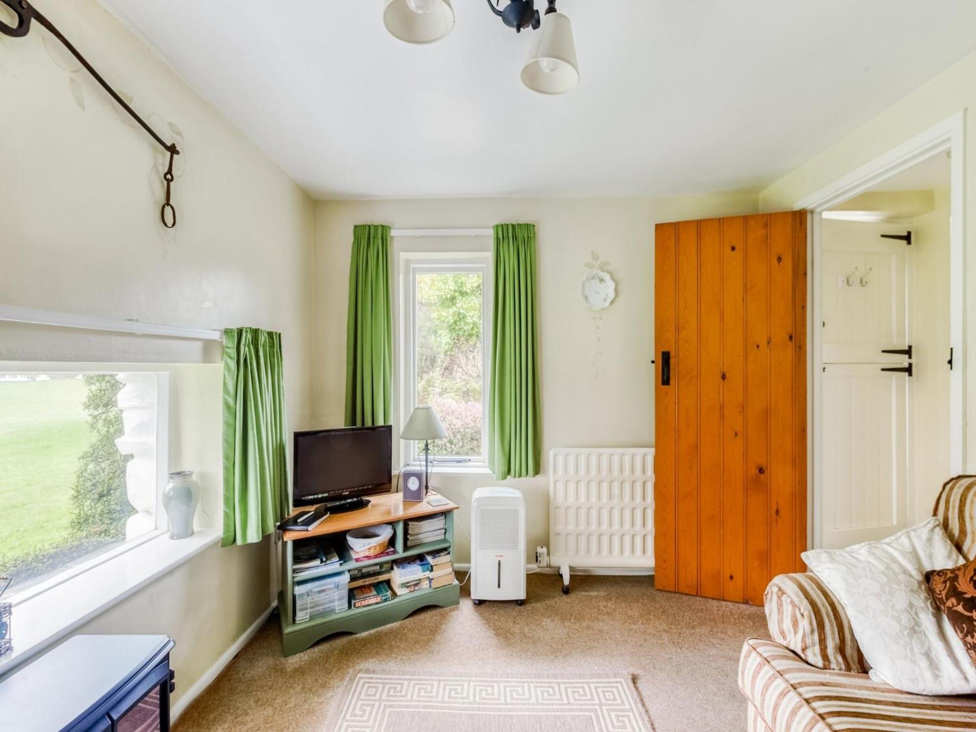 Secluded Holiday Home In Ceredigion With Garden Pennant  Buitenkant foto