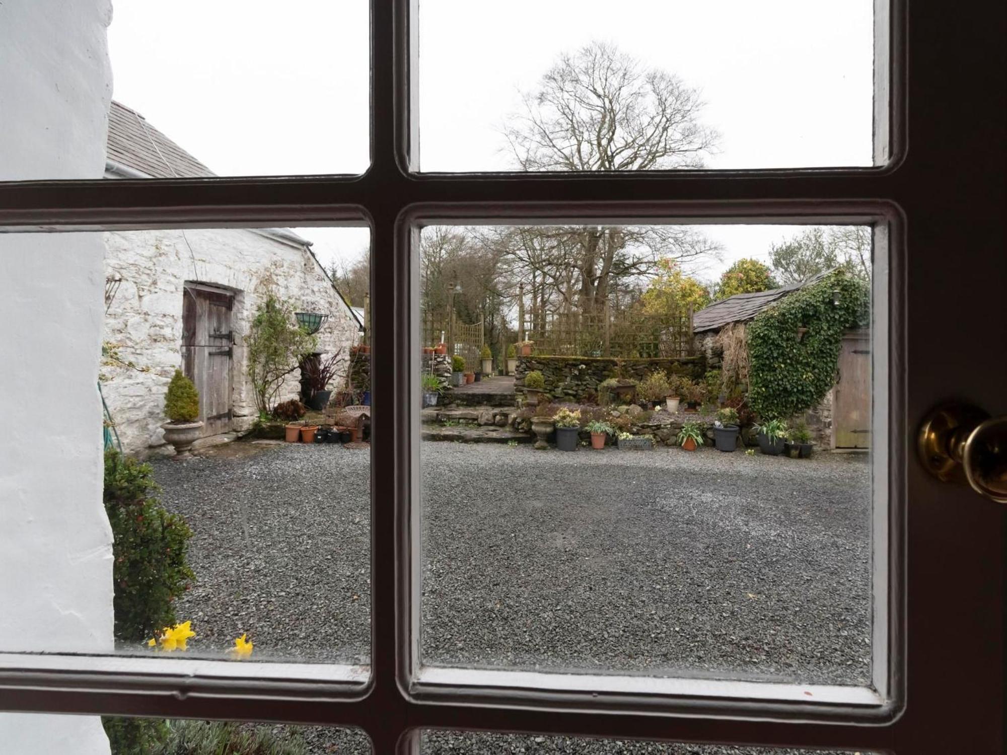 Secluded Holiday Home In Ceredigion With Garden Pennant  Buitenkant foto