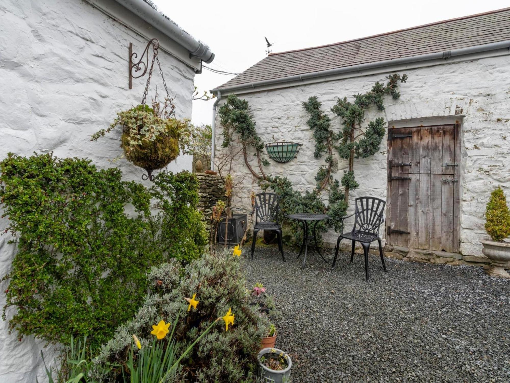 Secluded Holiday Home In Ceredigion With Garden Pennant  Buitenkant foto